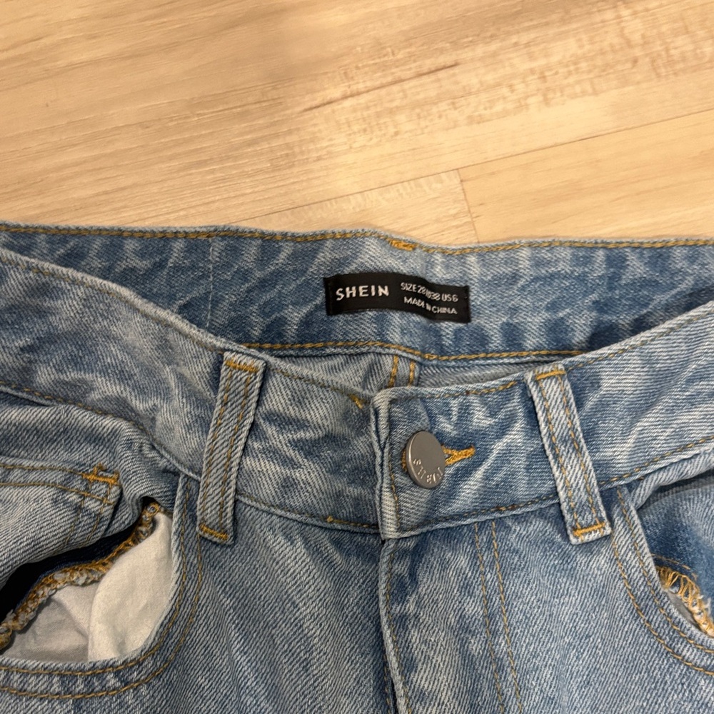 SHEIN Classic Blue Denim Jeans